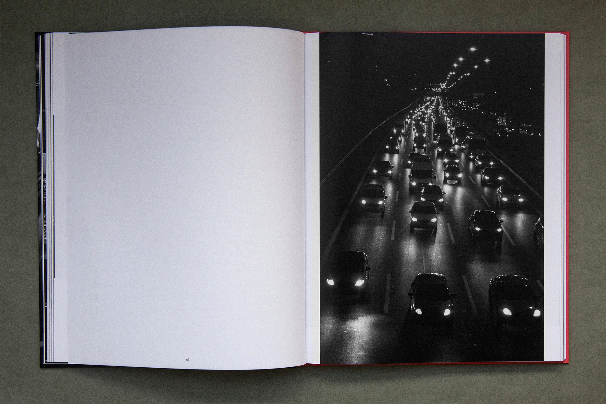 İstanbul: A City of Strange and Curious Moments - Timurtaş Onan